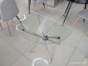 Outdoor Table/Round Table