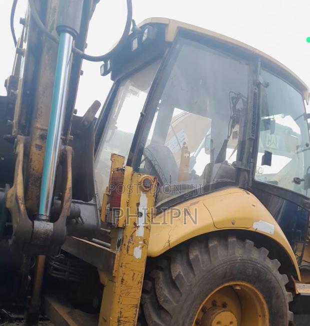 Caterpillar Backhole 428f Hours 11372 Year - thumbnail 3