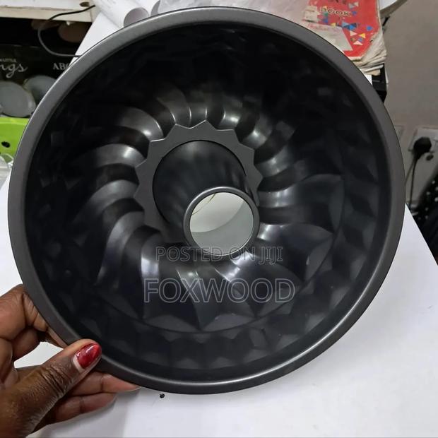 CARBON STEEL Cake Mold Hollow Baking Pan Chimney* - thumbnail 5