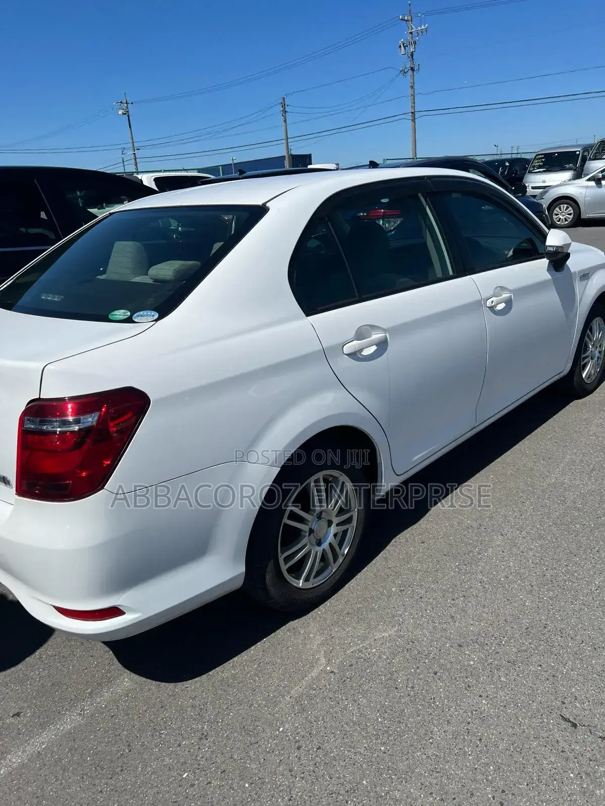Toyota Axio 1.5 Hybrid 2WD 2017 White