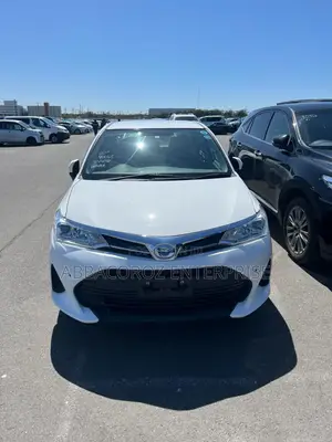 Toyota Axio 1.5 Hybrid 2WD 2017 White