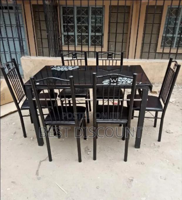 Dinning Table - main view