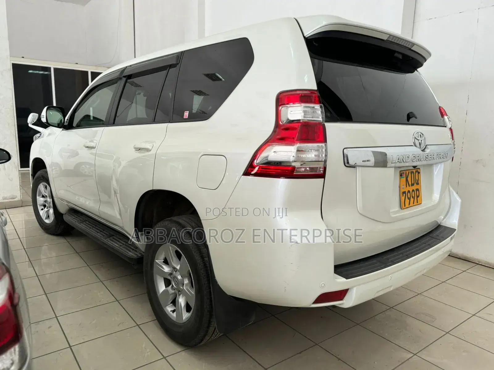 Toyota Land Cruiser Prado 2.8 2017 White