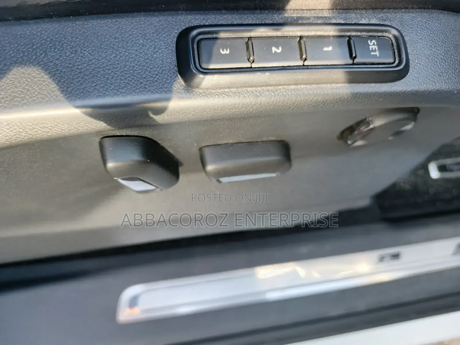 Volkswagen Tiguan 2.0T SEL Premium FWD 2018 White