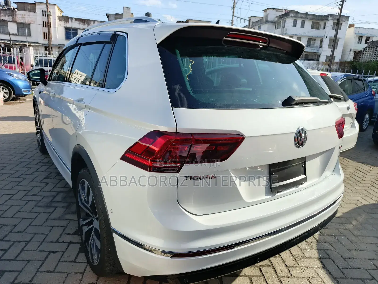 Volkswagen Tiguan 2.0T SEL Premium FWD 2018 White