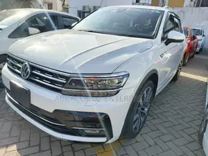 Volkswagen Tiguan 2.0T SEL Premium FWD 2018 White