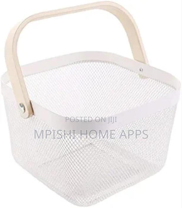 Mesh Basket With Wooden Handle - thumbnail 4
