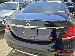 Mercedes-Benz E250 2019 Blue