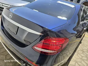 Mercedes-Benz E250 2019 Blue
