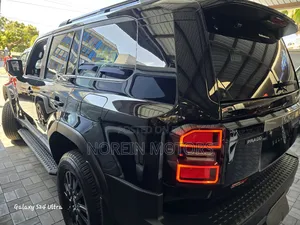 Toyota Land Cruiser Prado 2024 Black