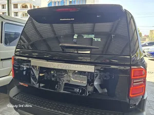 Toyota Land Cruiser Prado 2024 Black