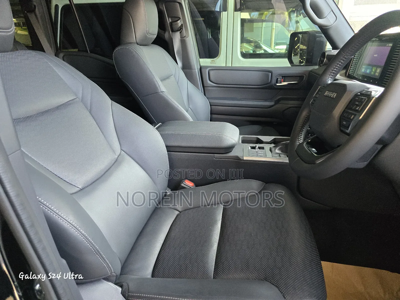 Toyota Land Cruiser Prado 2024 Black