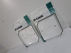 D-Link Cat 6 Double Faceplate - main view