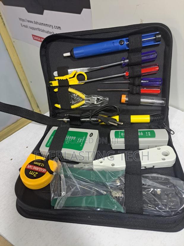 Networking Tool Kit (14 Pieces)