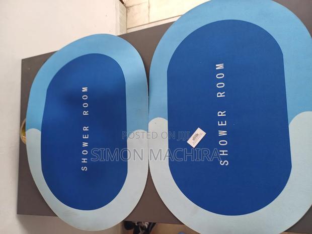 Shower Rubber Mats. *Bathroom Mats - main view