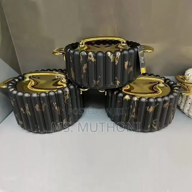 Heavy Unique Marble Insulated Hot Dishes With Golden Lid