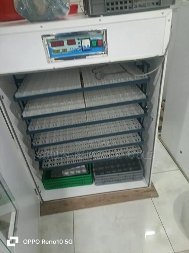 Automatic Egg Incubator of 1056eggs - main view