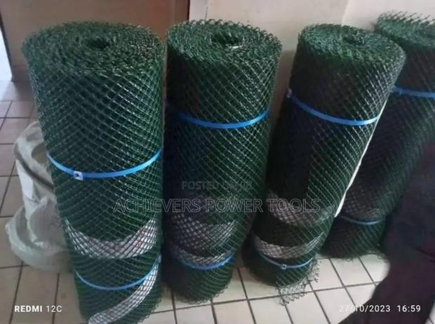 50M by 1m Plastic Wire Mesh - main view