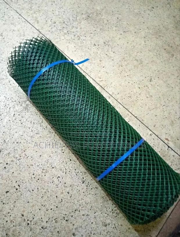 Plastic Poultry Wire Mesh (25m) - main view