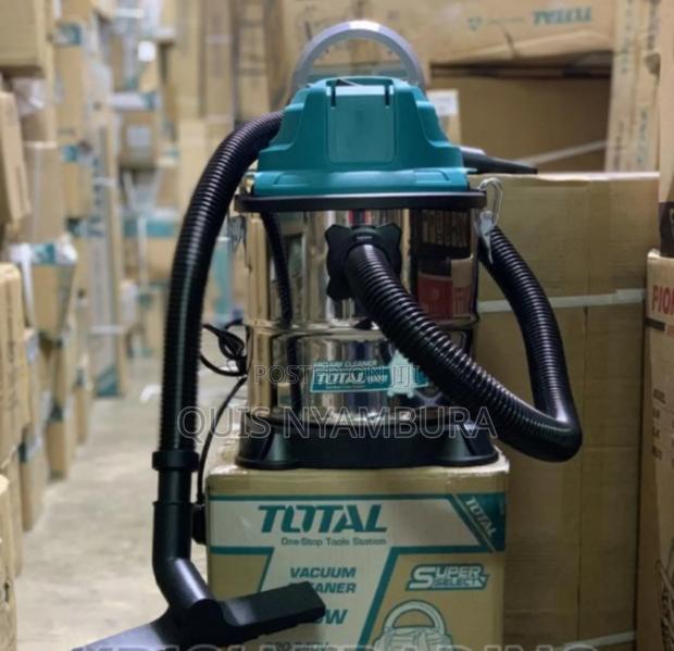 12L Wet and Dry Vacuum Cleaner Total