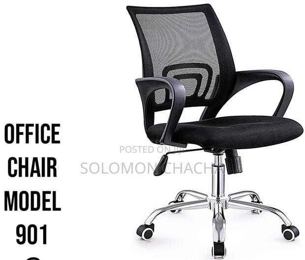 Revolving Office Chair Model 901 - main view