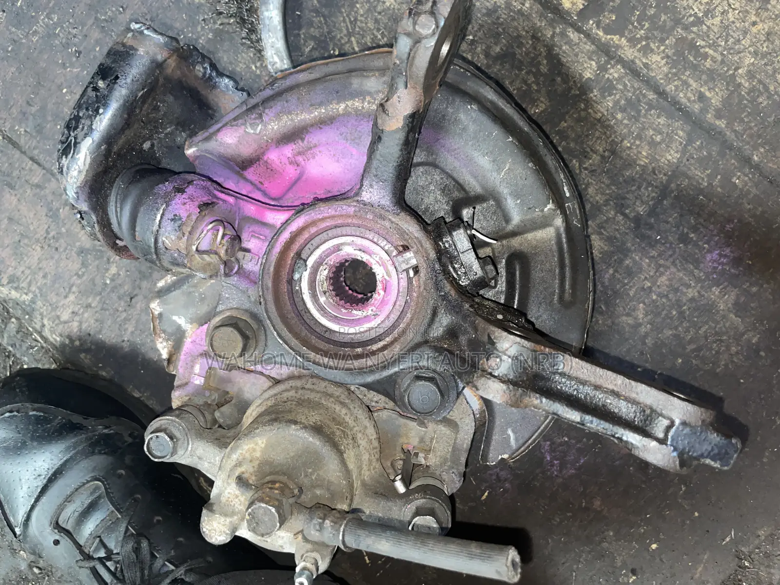 Hub for Daihatsu Mira