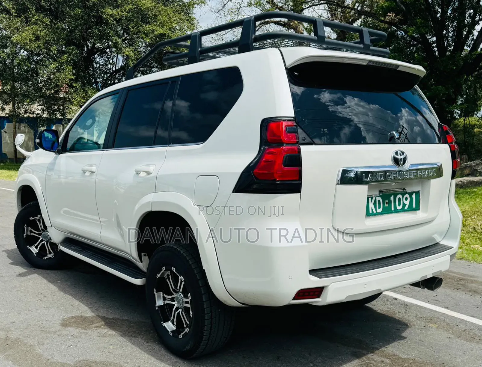 Toyota Land Cruiser Prado 2.8 2018 White