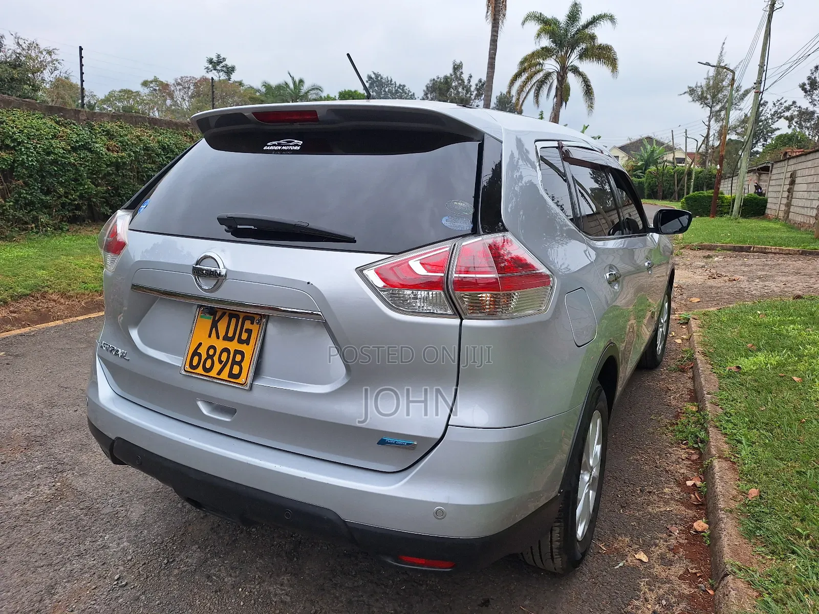 Nissan X-Trail 2.0 Petrol AWD 2015 Silver