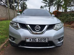Nissan X-Trail 2.0 Petrol AWD 2015 Silver