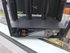 AKG 4 in 1 Wireless Microphone