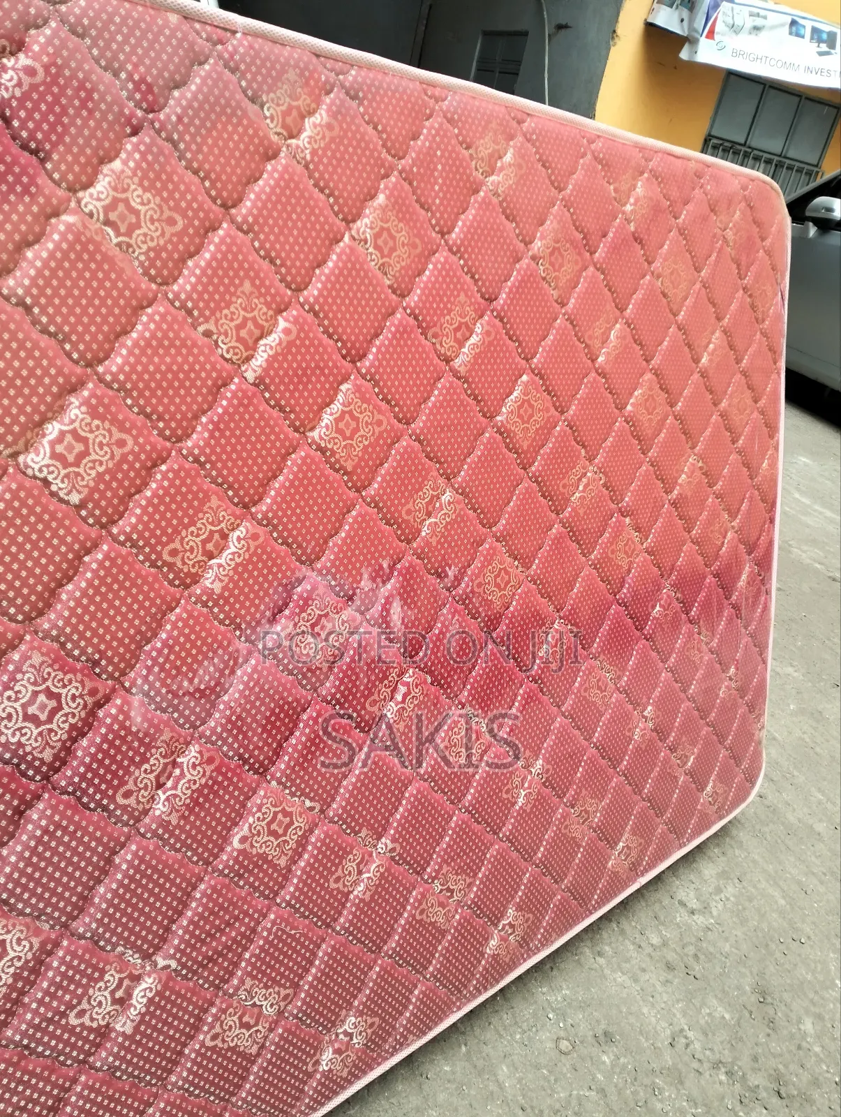Hivi Smart! 10inch 5 X 6 Medium Duty Quilted Mattresses