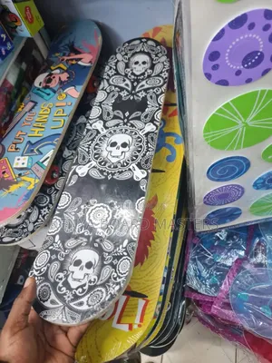 All-Gender Skateboards∆∆Skateboards on Offer