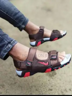 Nike Sandals
Sizes 40-45