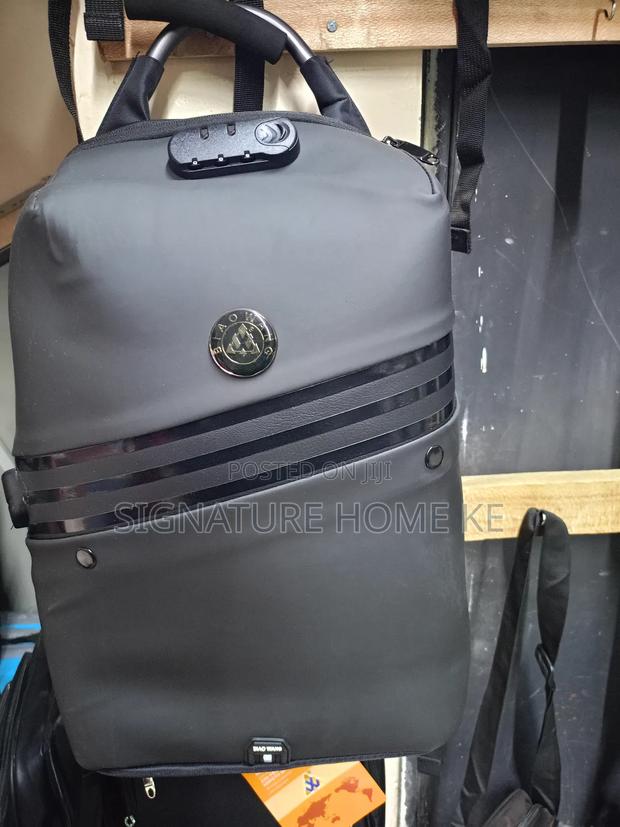 Biaowang Large Anti Theft Backpack - thumbnail 3