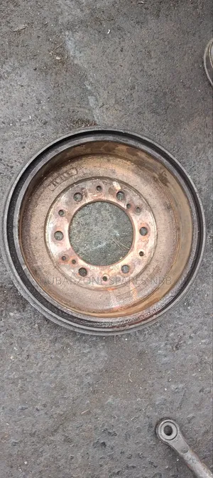 Rear Brake Drums Toyota Hiace 5l 6-Stands
