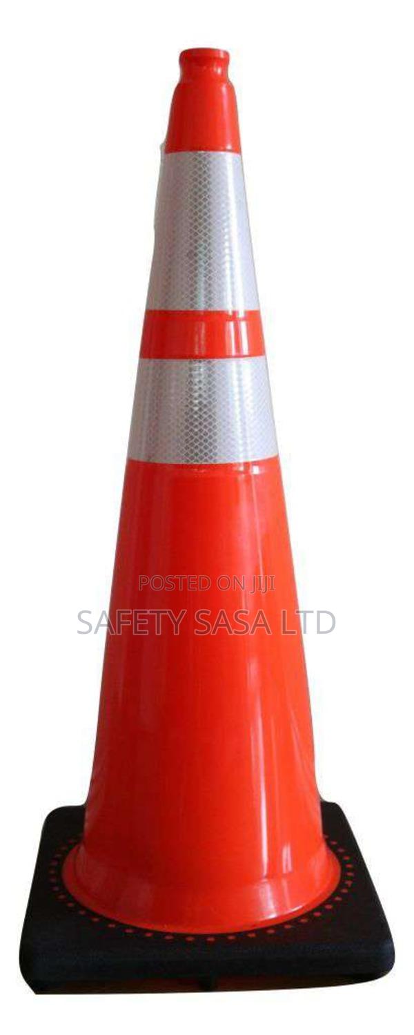 Safety Cones 75cm - thumbnail 3