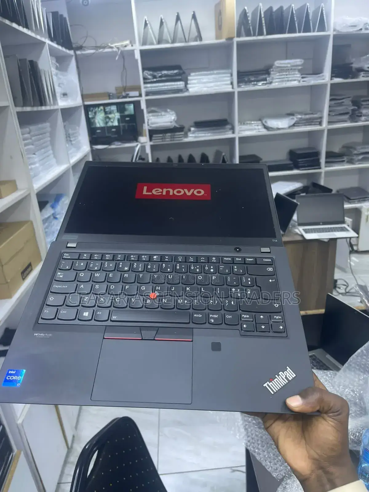 Laptop Lenovo ThinkPad T14 16GB Intel Core I7 SSD 512GB