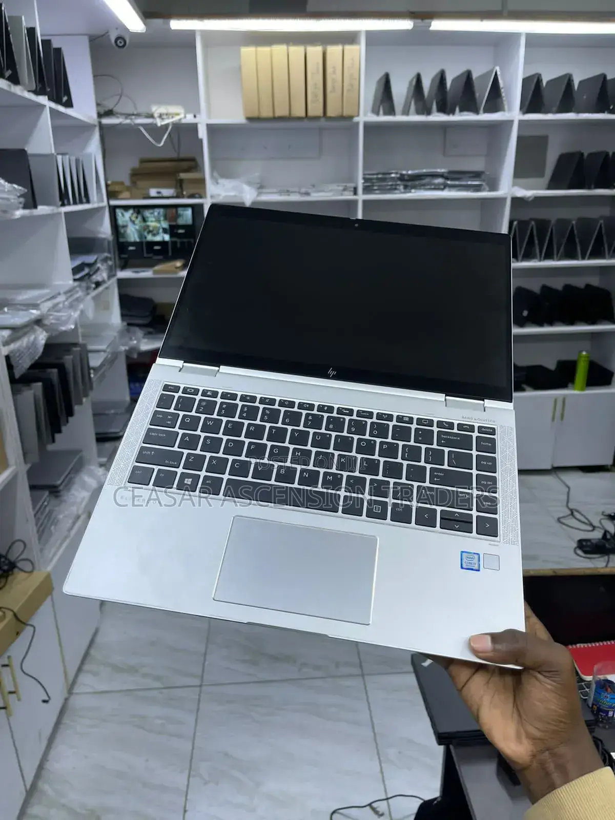 Laptop HP EliteBook 1040 G6 16GB Intel Core I7 SSD 256GB
