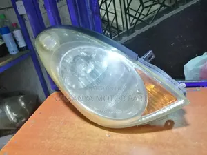 Nissan Note 2005 Non Xenon Head Lamp, Clean EX Japan Parts