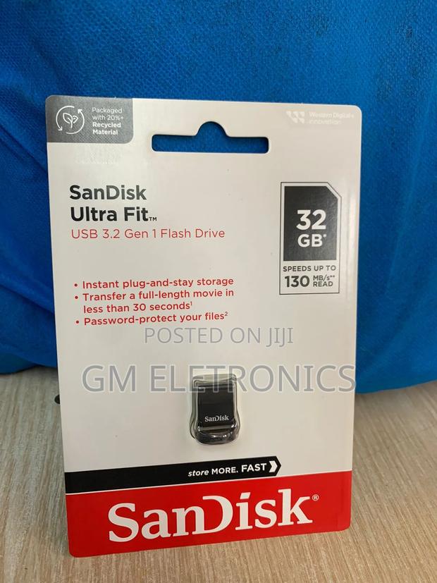 32gb Sandisk Ultra Fit Usb 3.1 Flash Drive. ( Black)