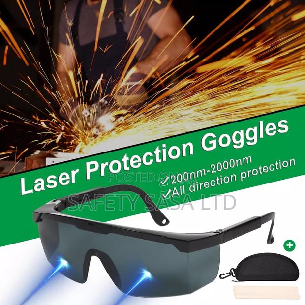 Dark Lens Safety Glasses - thumbnail 3