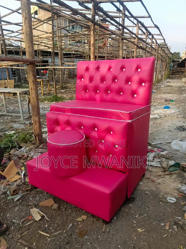 Pedicure Seat, Single Pink Colour - main view