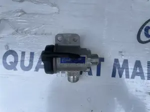 1-48350-058-0 Pressure Regulator Valve/Air Governor ISUZU
