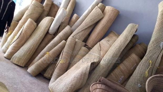 Round Mats Available - main view