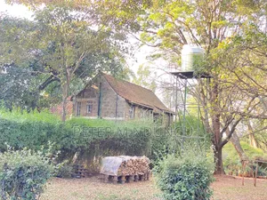 Prime Land 2.5 Acres, Ridgeways