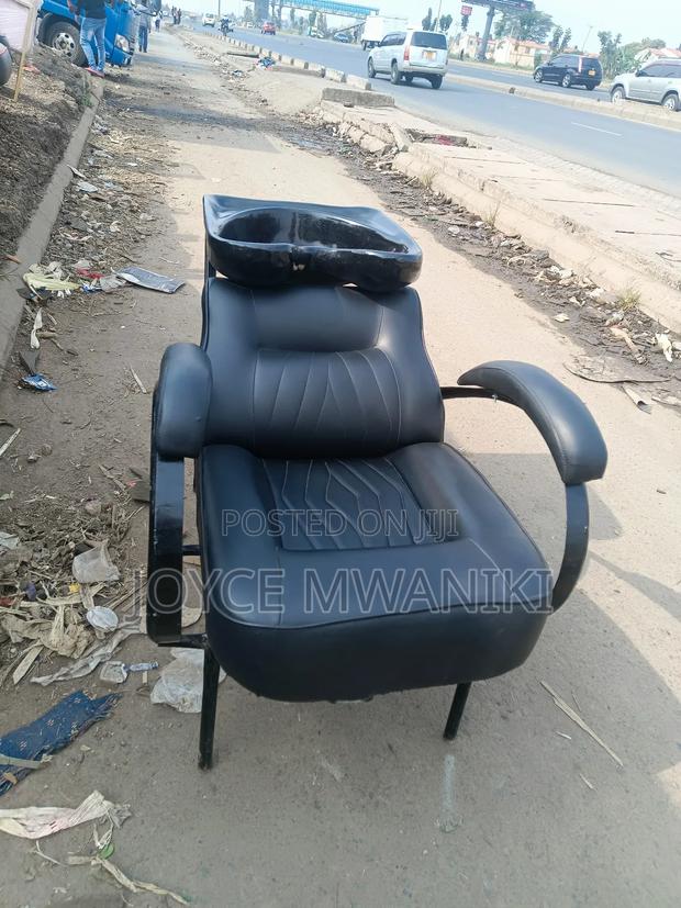 Sink Chair, Black Plain Colour - main view