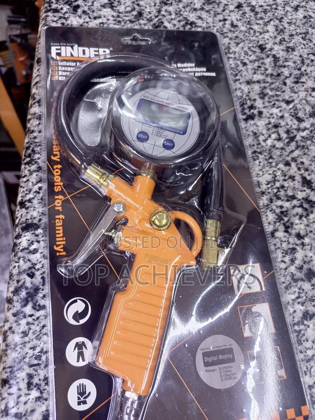 Tire Inflating Gun With Digital Gauge