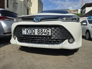Toyota Corolla Fielder 2017 White