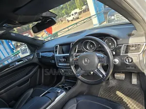 Mercedes-Benz GLA 250 SV Premium 2014 Silver