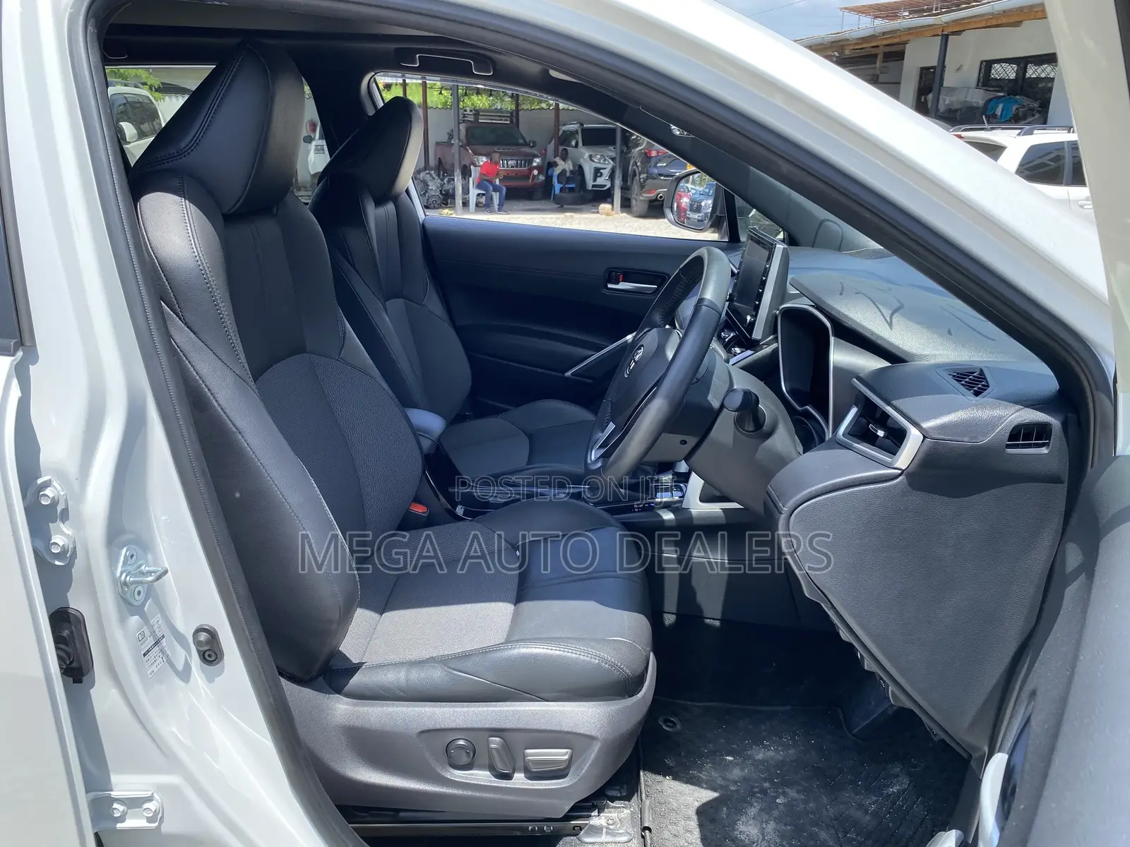 Toyota Corolla Cross 2021 White